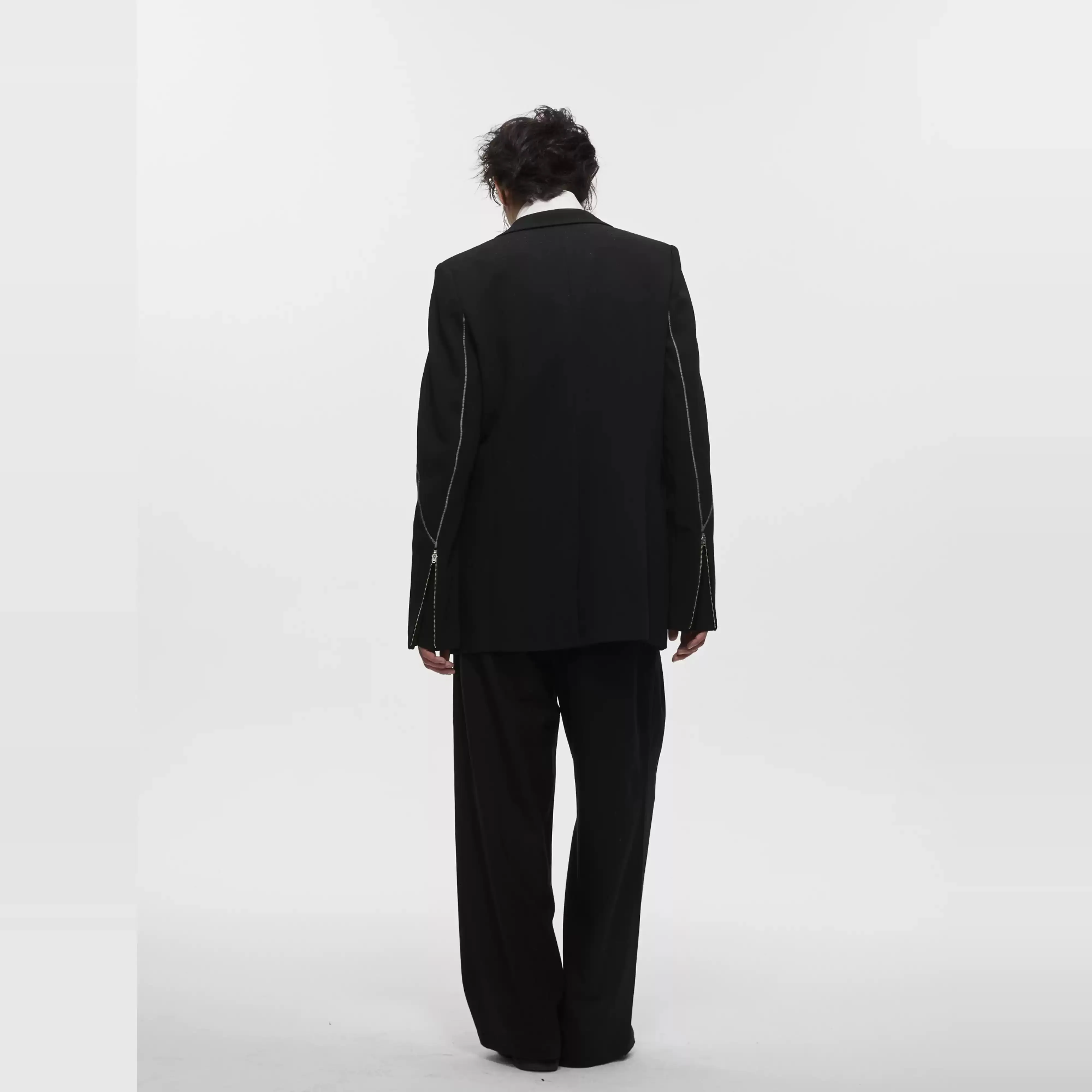 S925 Silver Button Suit - THE SILVER BTM SUIT