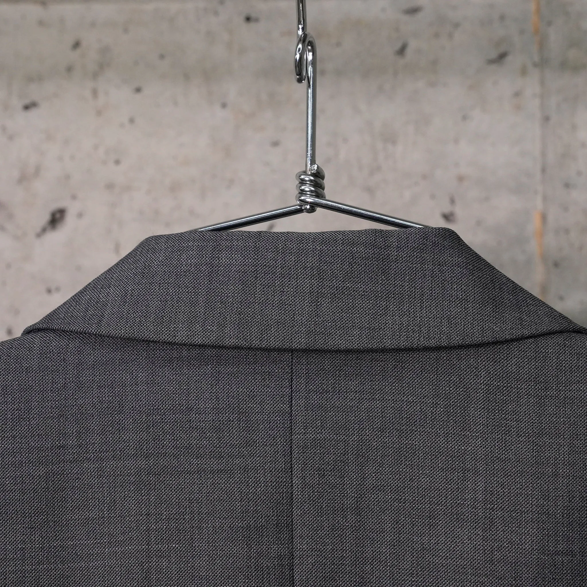 SHORT SUIT COAT / GREY